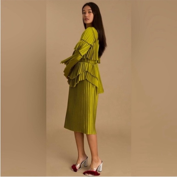 Andrea Iyamah Raffle Pleated Midi Dress Green - Picture 3 of 9